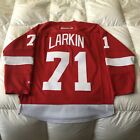 Reebok Dylan Larkin Detroit Red Wings NHL Home jersey