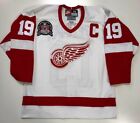 STEVE YZERMAN DETROIT RED WINGS AUTHENTIC NIKE 1997 STANLEY CUP JERSEY SIZE 48