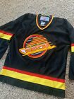 Esa Tikkanen 10 Vancouver Canucks Rare CCM Jersey ADULT M NWOT Finland 1995