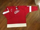 MR HOCKEY GORDIE HOWE Mitchel  Ness NHL Licensed Jersey Detroit Red Wings56
