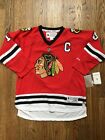 New NWT Jonathan Toews Chicago Blackhawks Jersey Youth Size L XL Large X Large