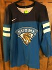New Nike IIHF SUOMI FINLAND Hockey Jersey Medium Retail 12500