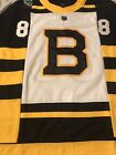 NEW Boston Bruins David Pastrnak 88 Jersey Mens XL WINTER CLASSIC WITH TAGS